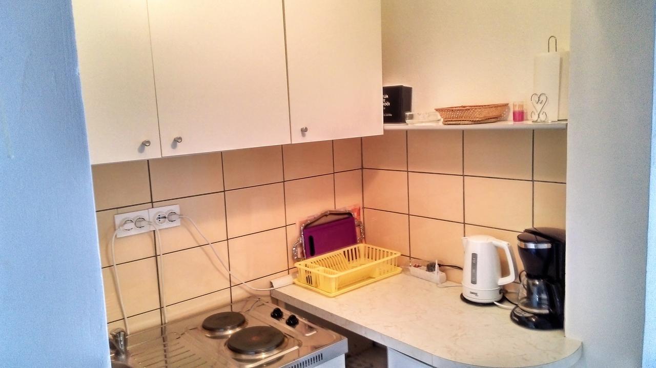 Apartment Vesna Milna  Buitenkant foto